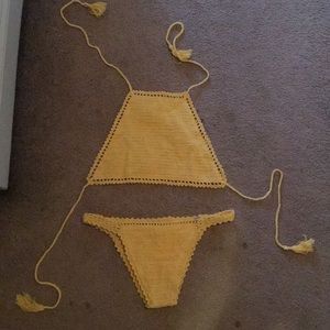 Cupshe crochet halter bikini